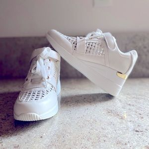 JustFab never worn white tennis wedges.